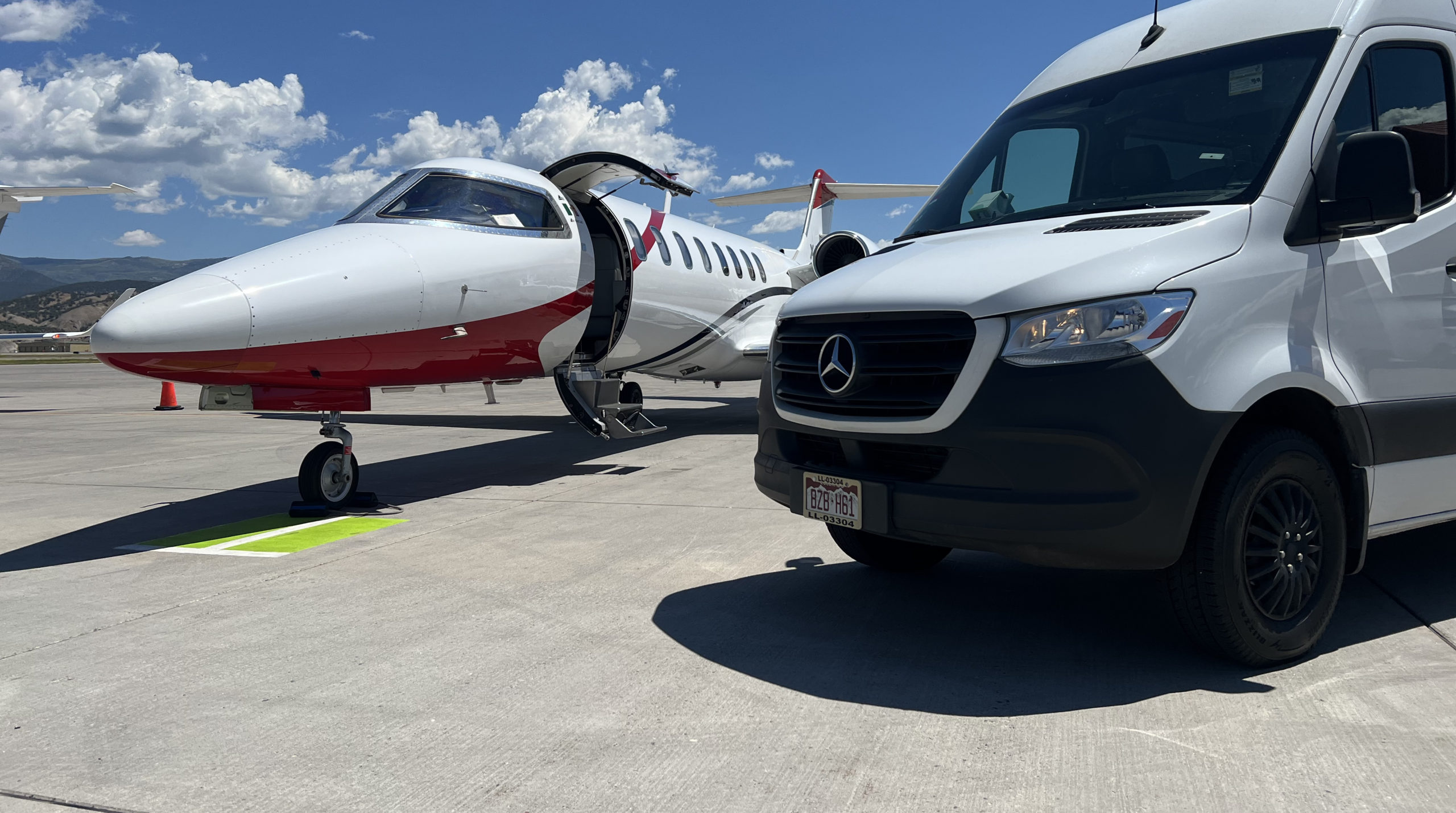 Airport Limo Service College Park epiclimovail.com