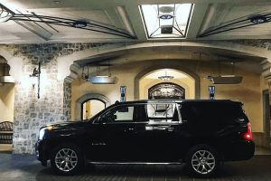 wedding-limo-service in vail